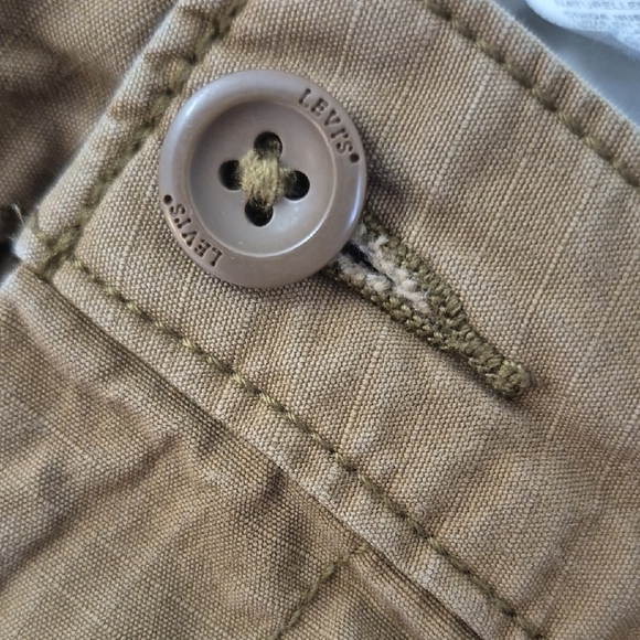 Levi's W36 Carrier Cargo Shorts Classic Utilitarian Design. Tan - Picture 13 of 15